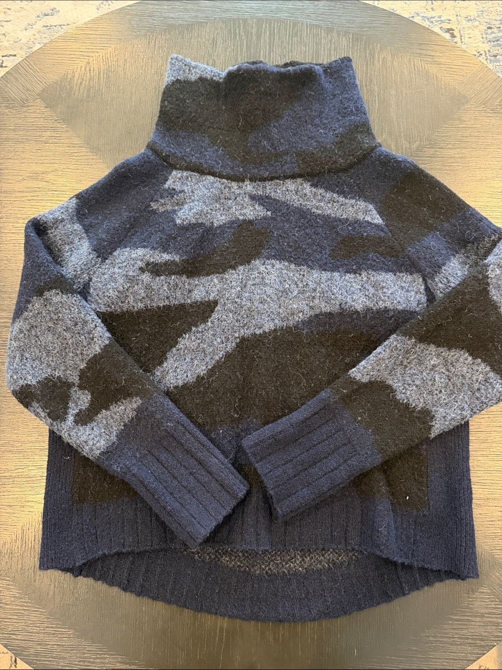 RD Style women’s  Navy and Gray mock Turtleneck Camouflage Knit Sweater